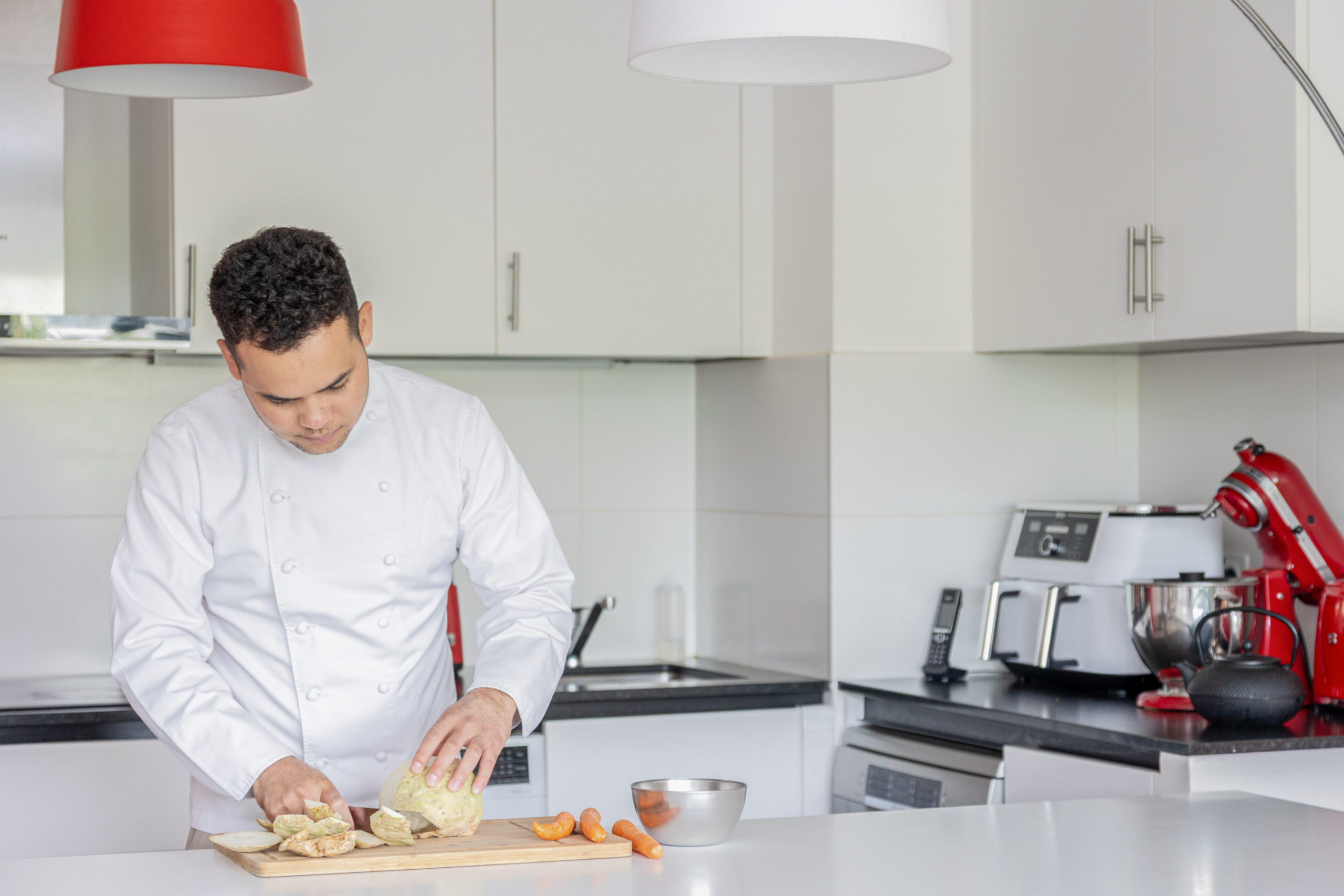 Un dîner gastronomique privé à Paris, préparé par le chef Michel Hélène