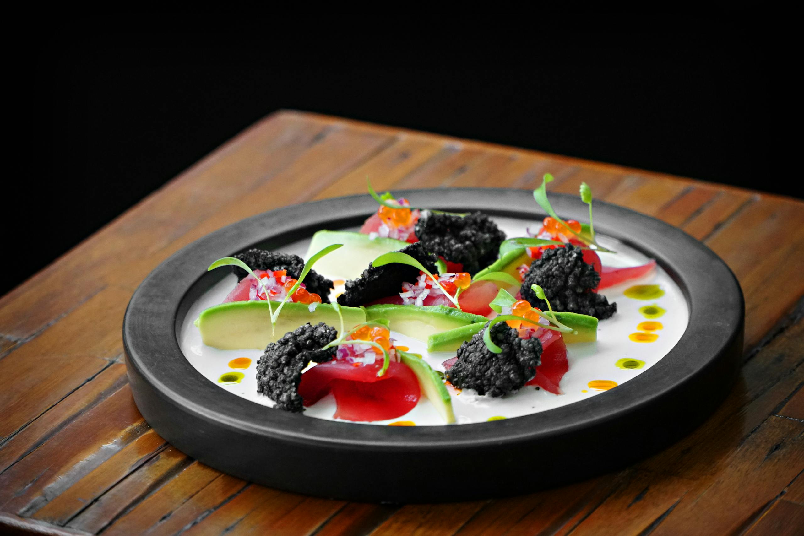 Une belle assiette préparé par le chef à domicile